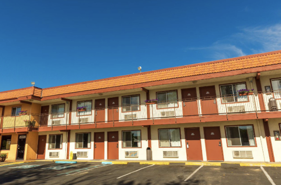 Motel building